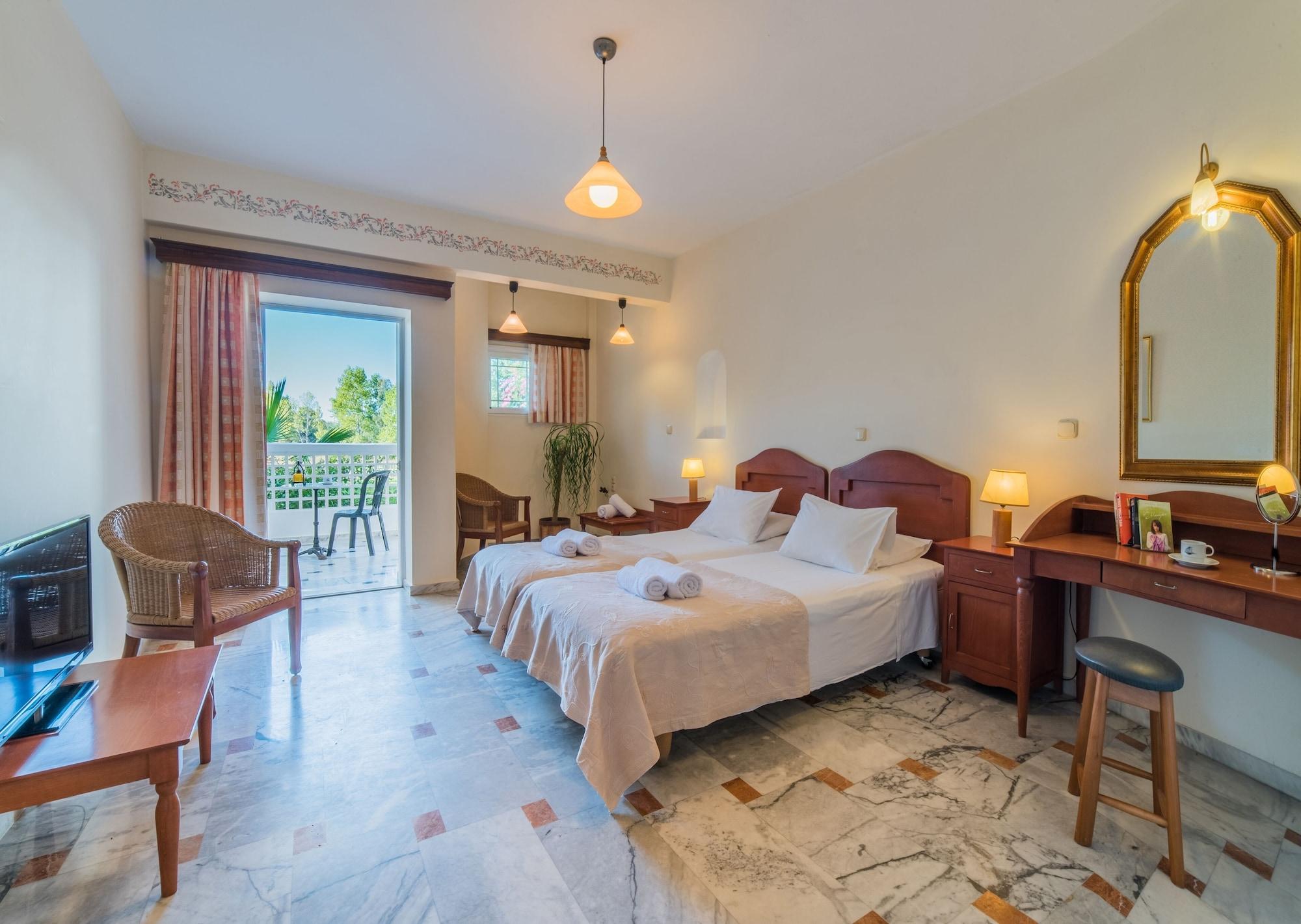 Ilaria Hotel Kalamaki  Bagian luar foto