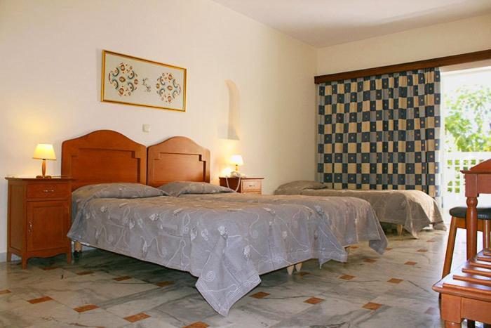Ilaria Hotel Kalamaki  Bagian luar foto